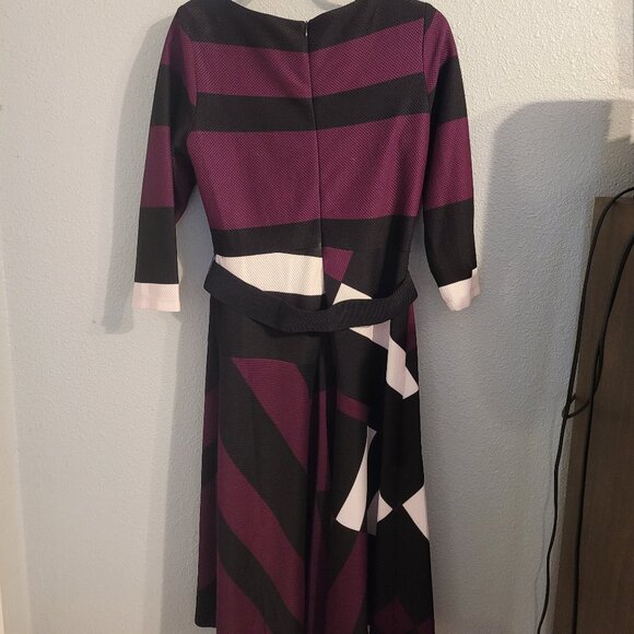 Belted 3/4 Length Sleeve Dress - Picture 3 of 3